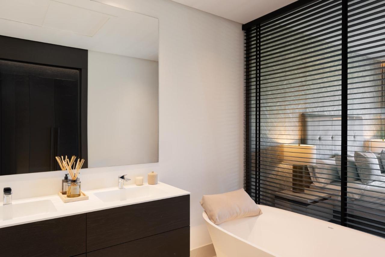 Exceptional 3 Bedroom Duplex Penthouse In Epic * Marbella